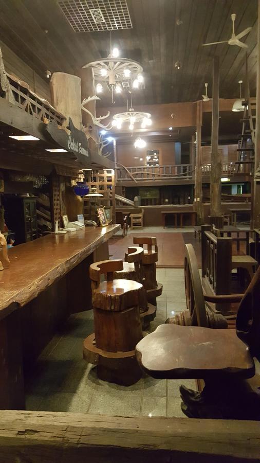 Ruean Mai Chai Khlong Amphawa Bagian luar foto